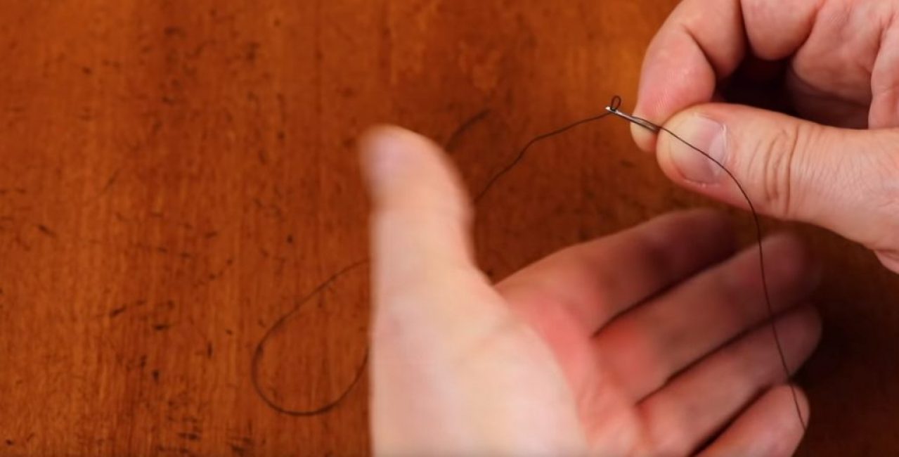 Boucle après enfilage