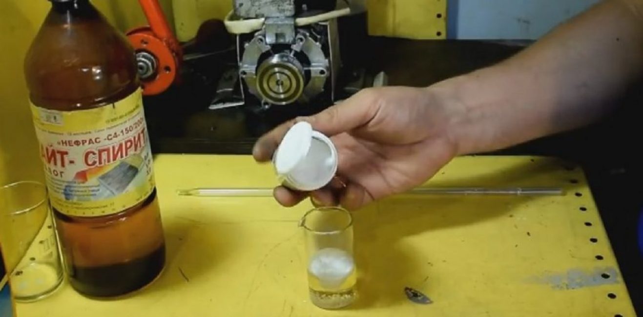 Un peu de lubrifiant sec