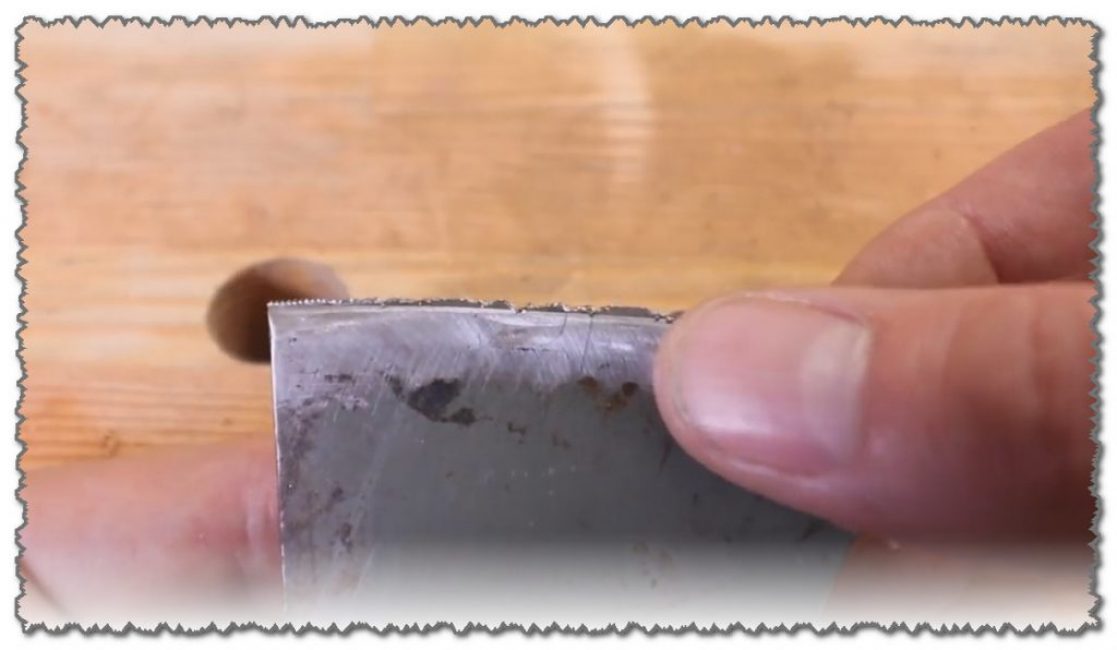 Cinq minutes et ce sera comme un rasoir droit