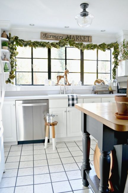 S'il n'y a pas de rideaux du tout, vous pouvez les fabriquer vous-même