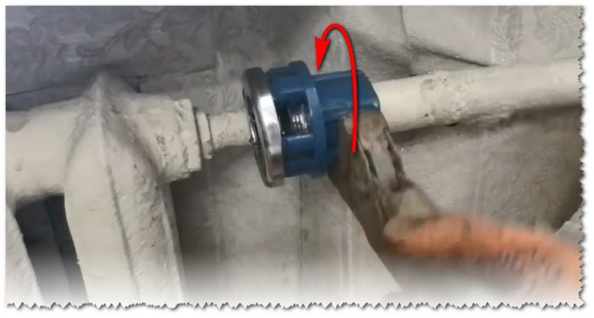 Tourner dans le sens antihoraire - couper les copeaux