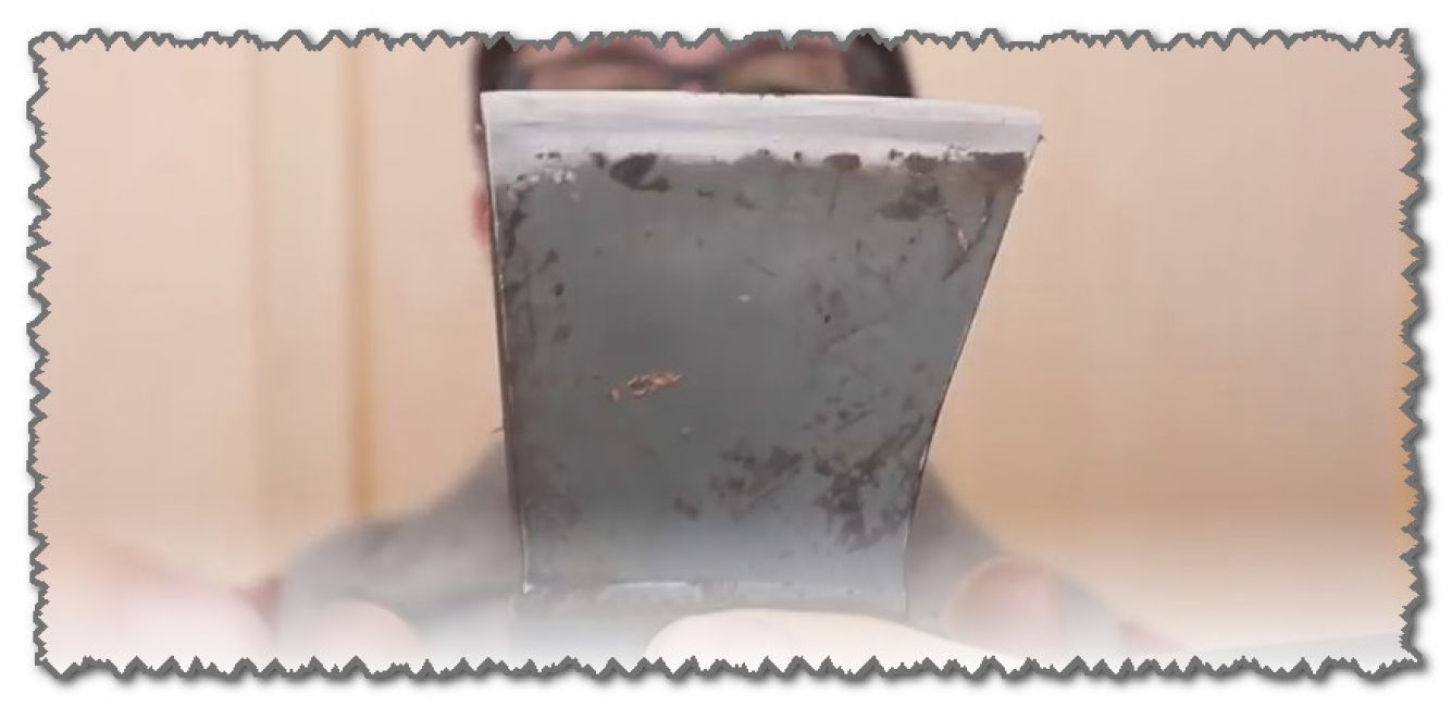 La lame est encore terne