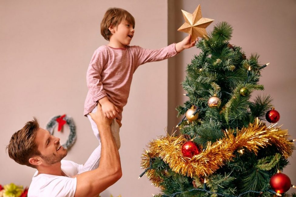 Comment décorer un sapin de Noël