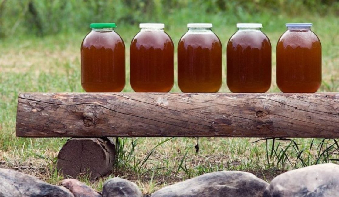 Miel avec de la résine