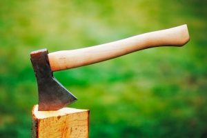 Comment aiguiser une hache en une lame en 5 minutes - vous serez surpris de voir à quel point c