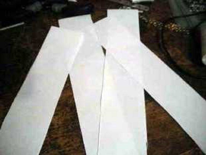 4 bandes de papier