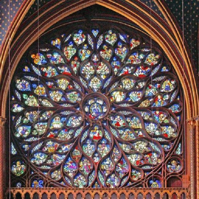 Vitraux gothiques complexes