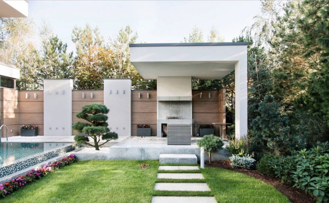 Piscine, espace détente et barbecue