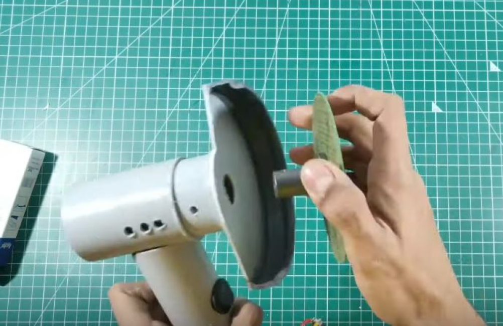 Insérez l'adaptateur de disque