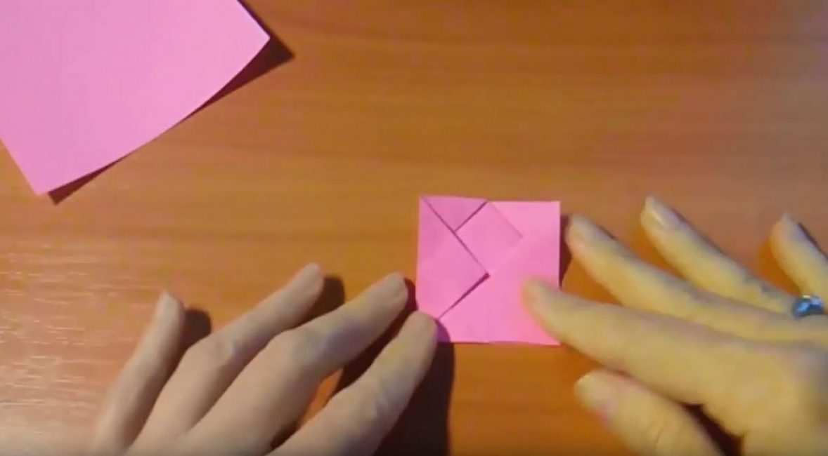 Nous répétons cette opération avec un autre triangle.