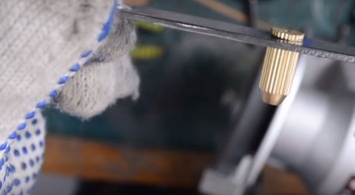 Nous fixons la cartouche