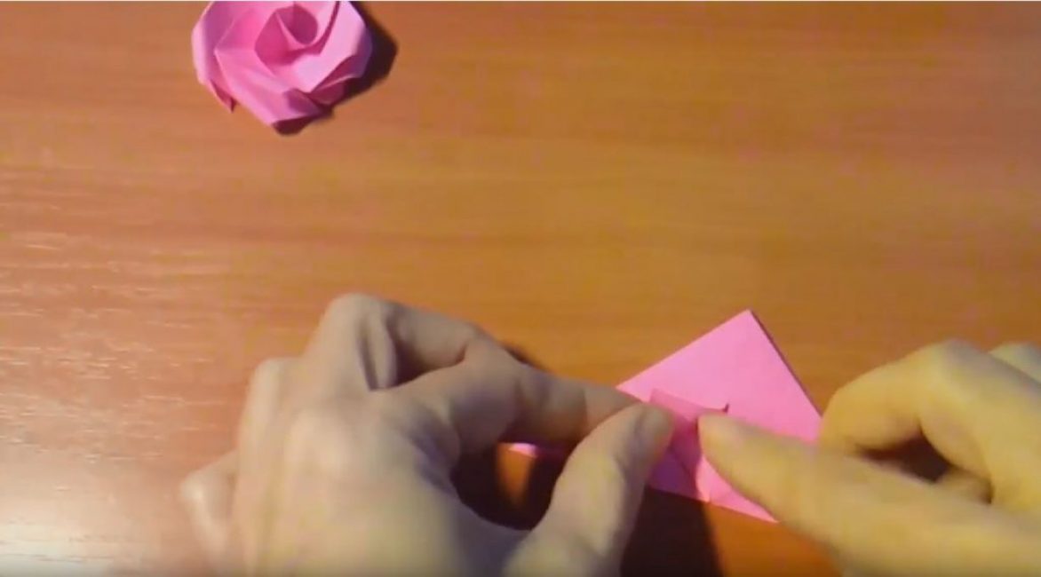 plier les coins des rectangles vers le haut