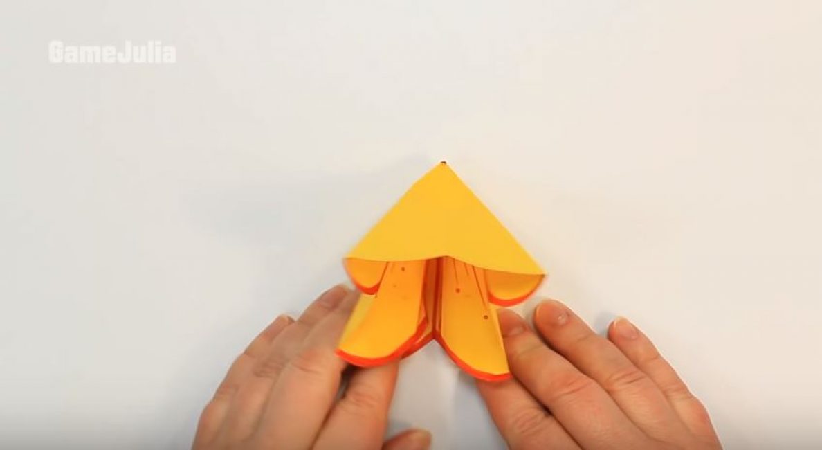 Nous cueillons une fleur