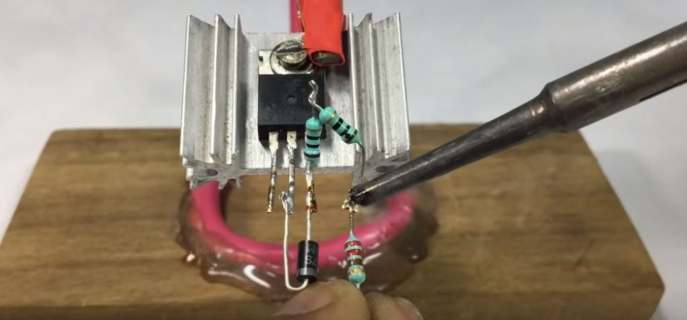 Souder la diode et les transistors