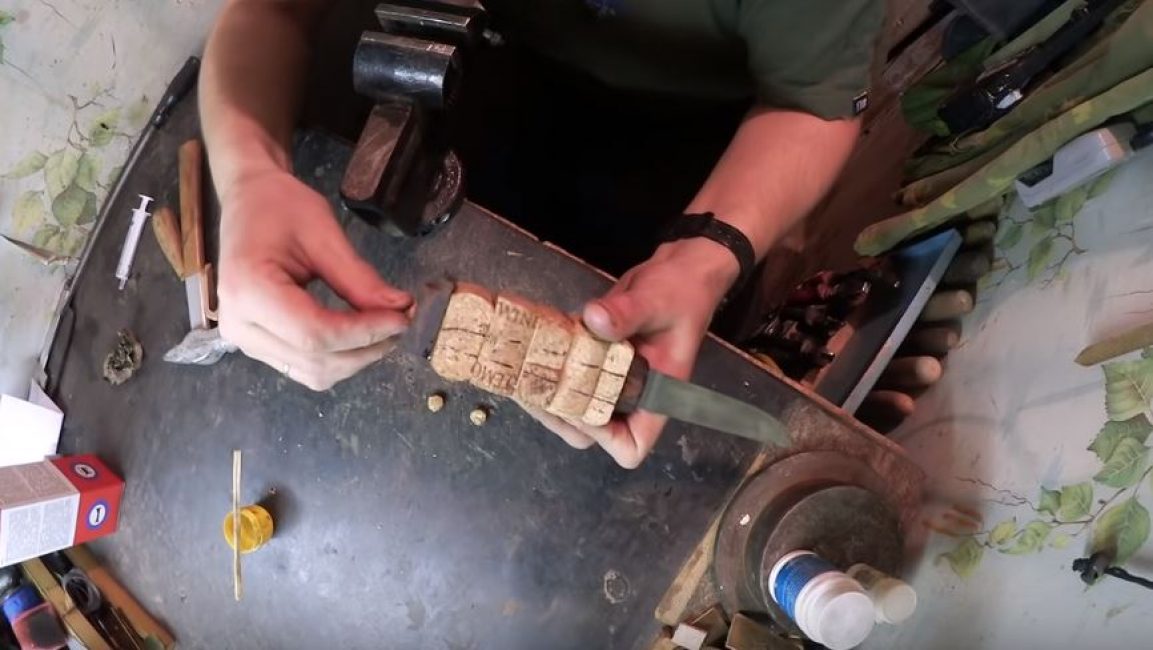 Nous mettons un talon