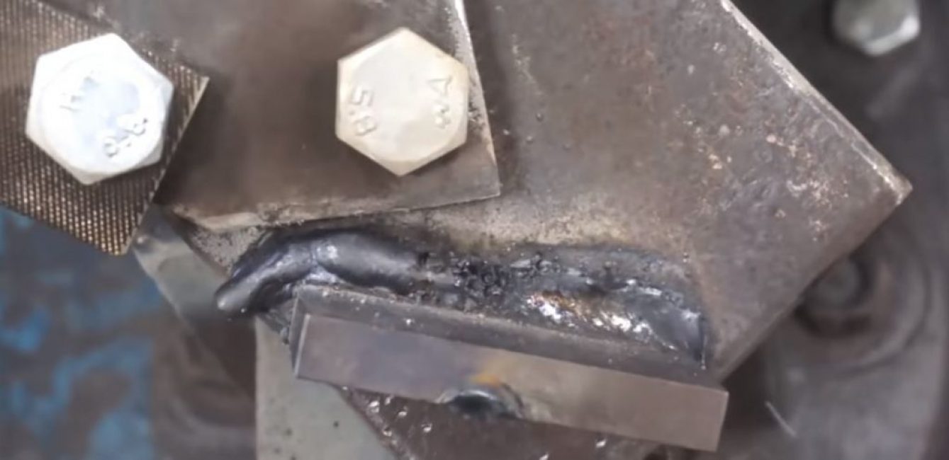 Nous soudons la bande