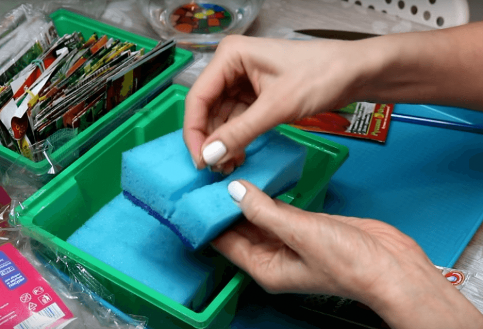 L'utilisation d'une éponge en mousse pour la stratification