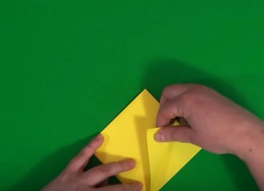 Nous plions les bords