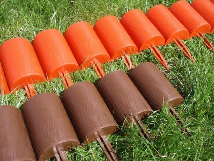 Éléments de clôtures en plastique