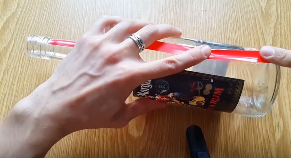 Tracez une ligne avec du ruban adhésif