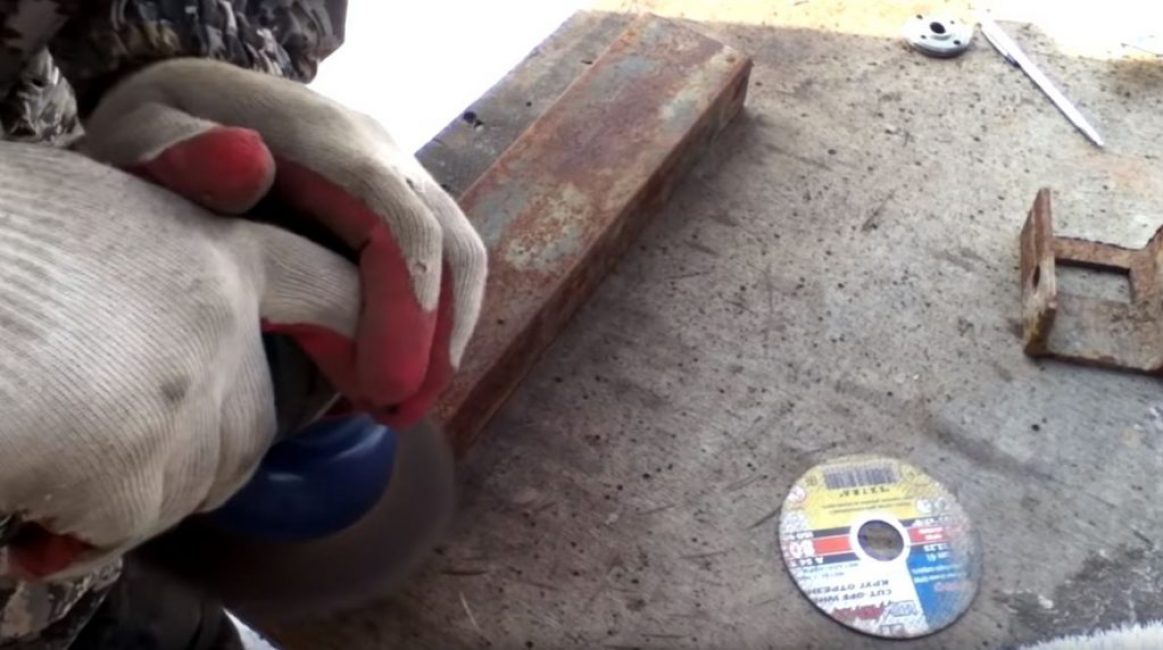 Nous nettoyons de la rouille