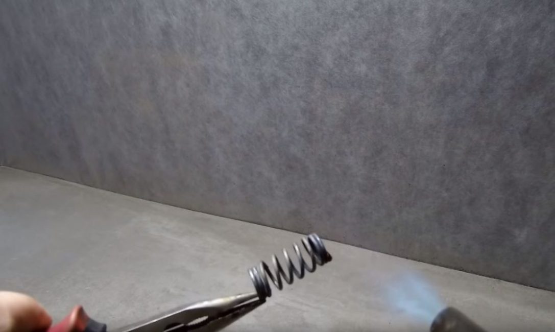 dépenser de l'acier à haute température