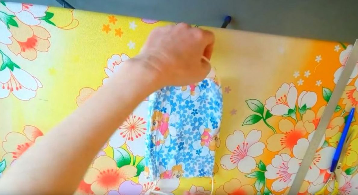 C'est ainsi que le masque s'est avéré.