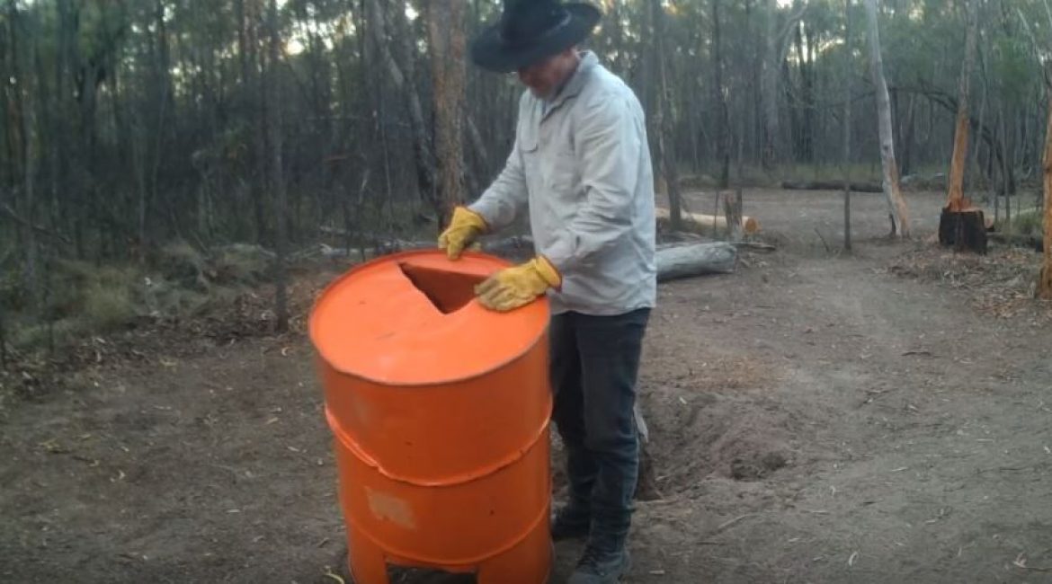 Découpez un trou au fond du canon