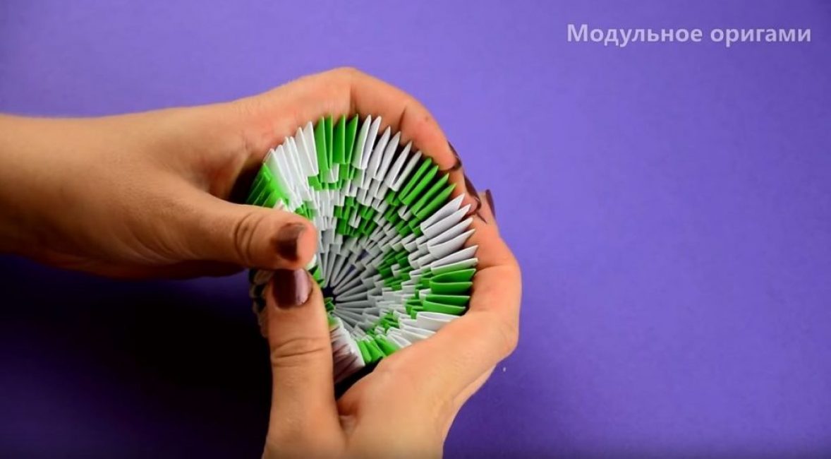 Maintenant, pressez un peu les côtés