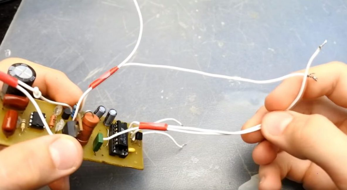 Souder quatre paires de fils à la carte