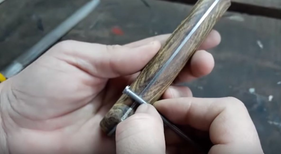 Nous mesurons la longueur des rivets