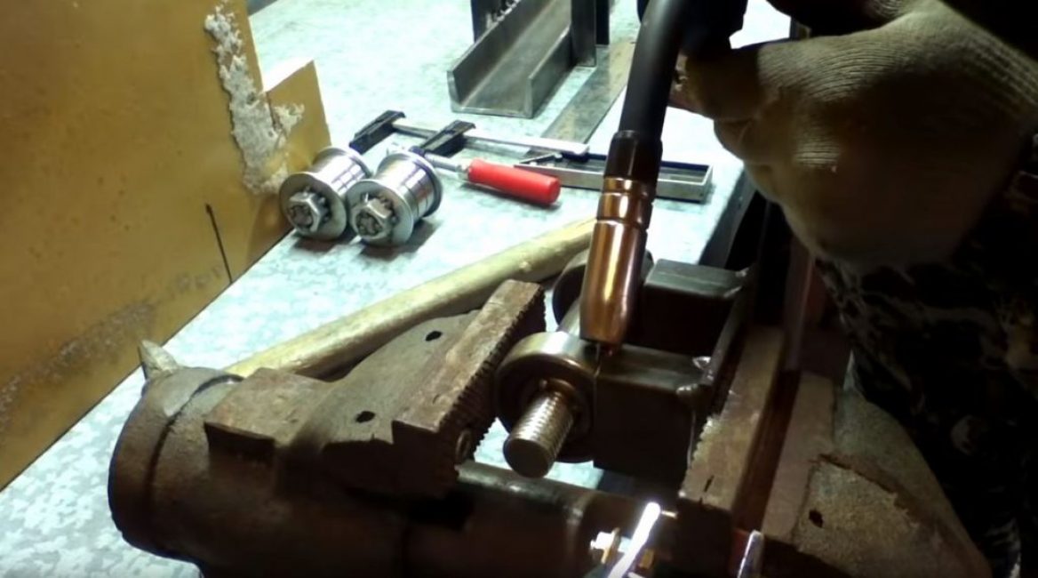 Soudage de pièces coupées