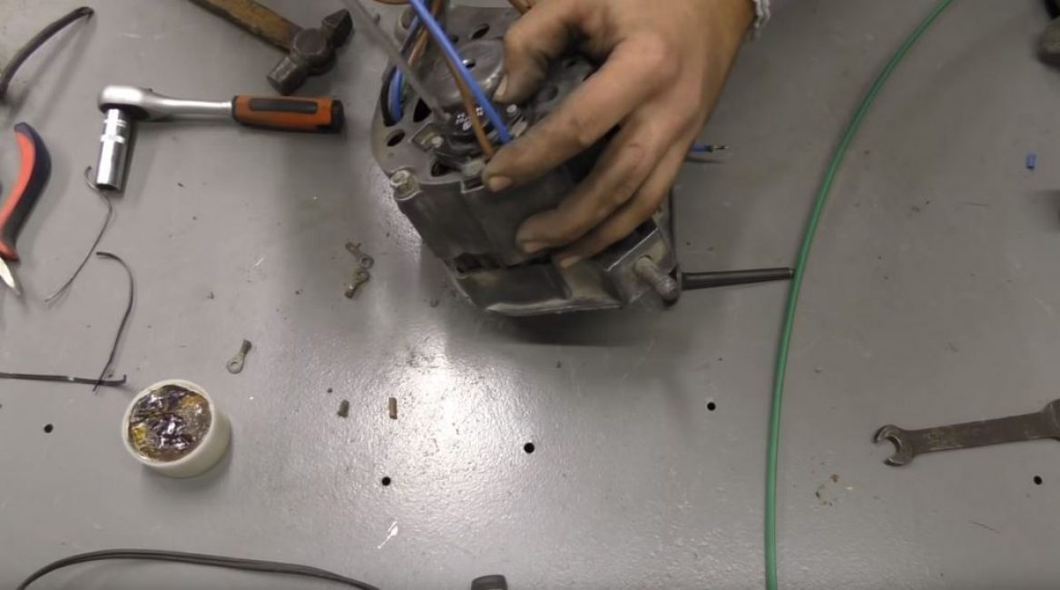 Fixation du bloc brosse