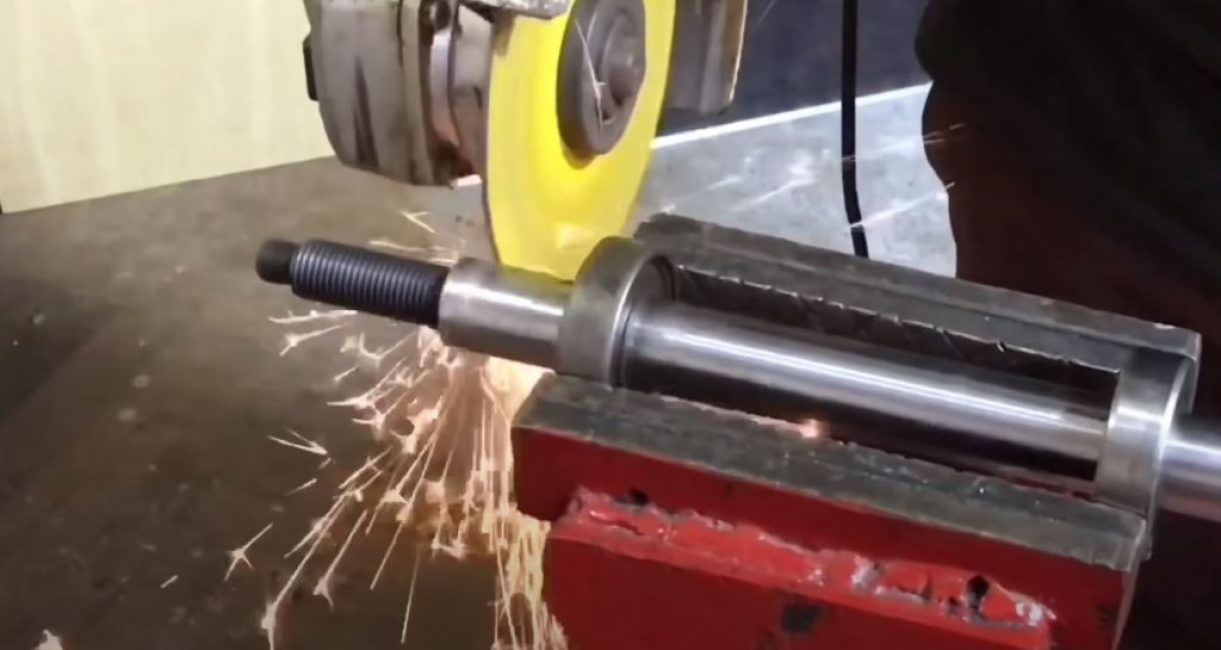 rainures coupées à la meuleuse