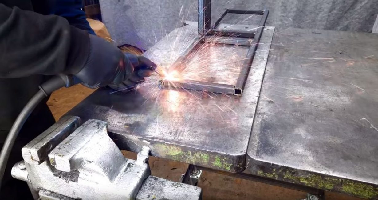 Nous soudons le cadre