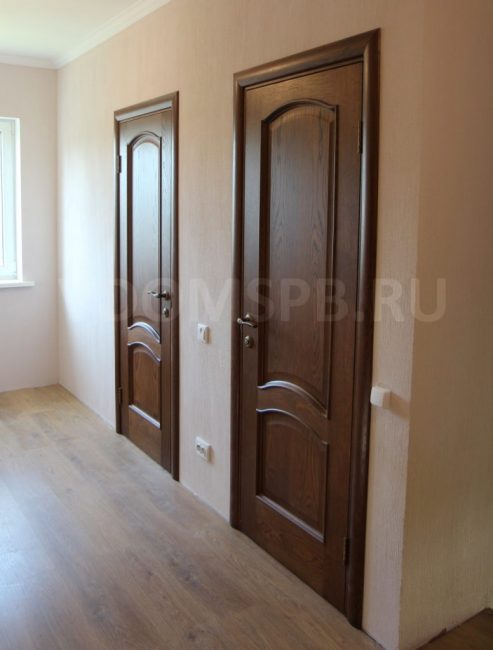 Fig8 Portes intérieures en placage de chêne