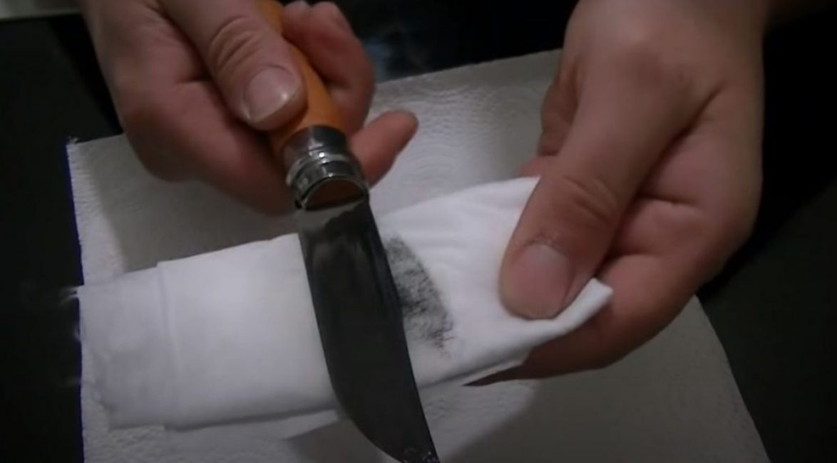 badigeonnez-le d'huile de tournesol