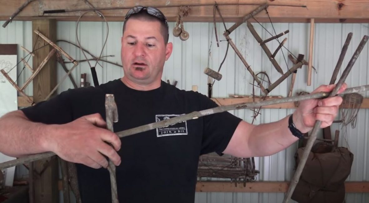 Nous coupons et coupons une autre corne en forme de piquet de tente