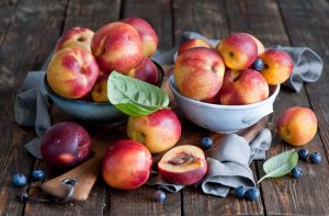 Nectarine : description de 35 variétés avec photos et avis de jardiniers
