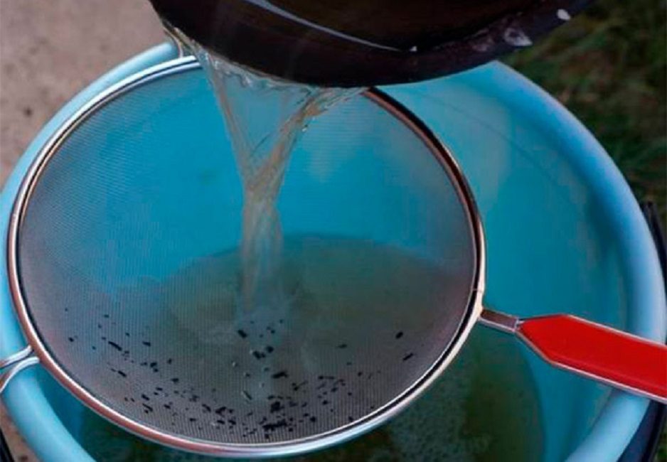 Préparation de la solution de cendres