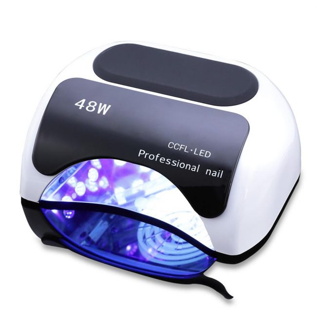 Les meilleures lampes à ongles